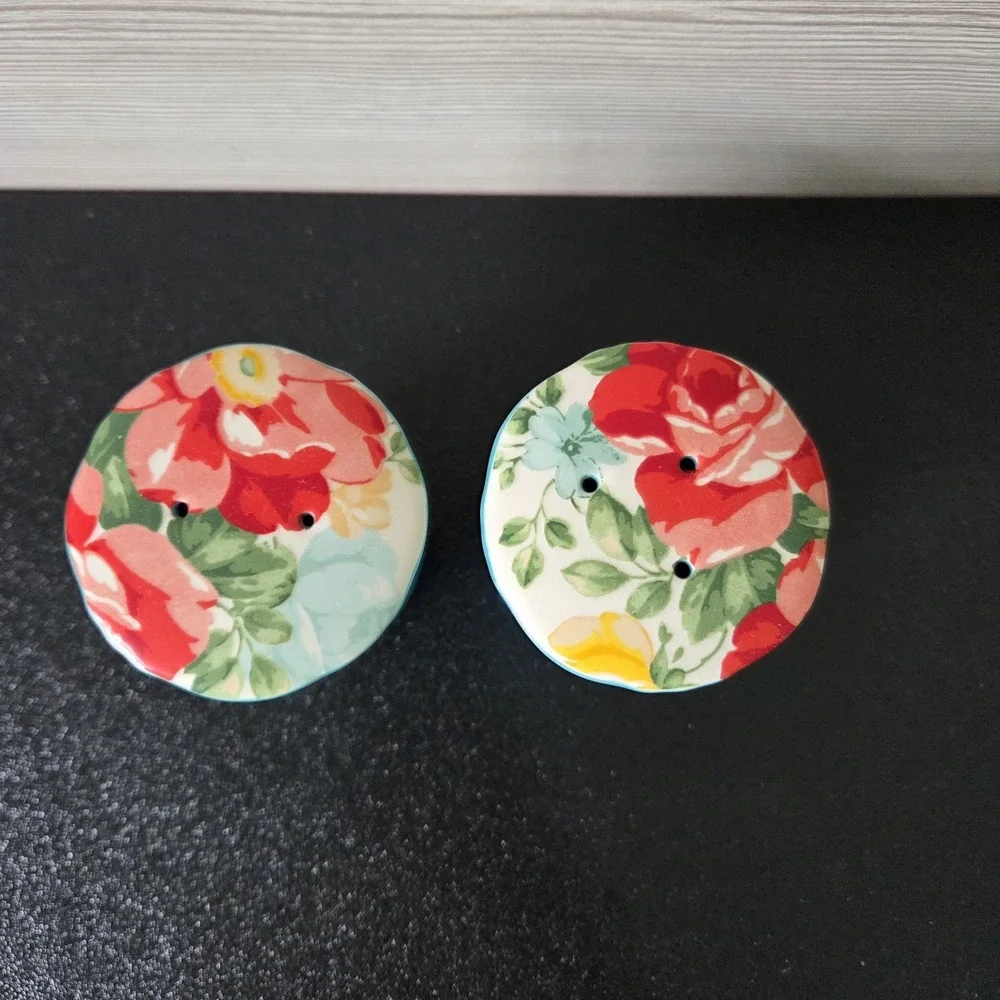 Pioneer Woman Teal Vintage Floral Salt & Pepper Shakers Discontinued Farmhouse